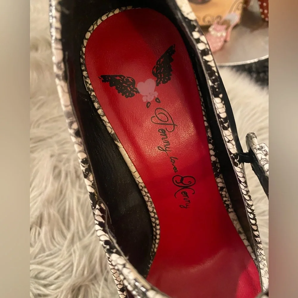 Platform High Heels by Penny Loves Kenny, Sz 8 - Picture 6 of 8